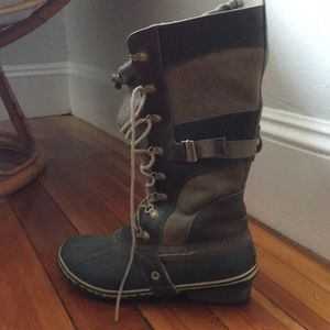 Sorel Women’s Conquest Carly Boots, size 11